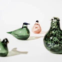 Birds By Toikka|Taide-Esineet-IITTALA Sieppo 95x60mm havunvihreä-lohenpunainen Havunvihreä