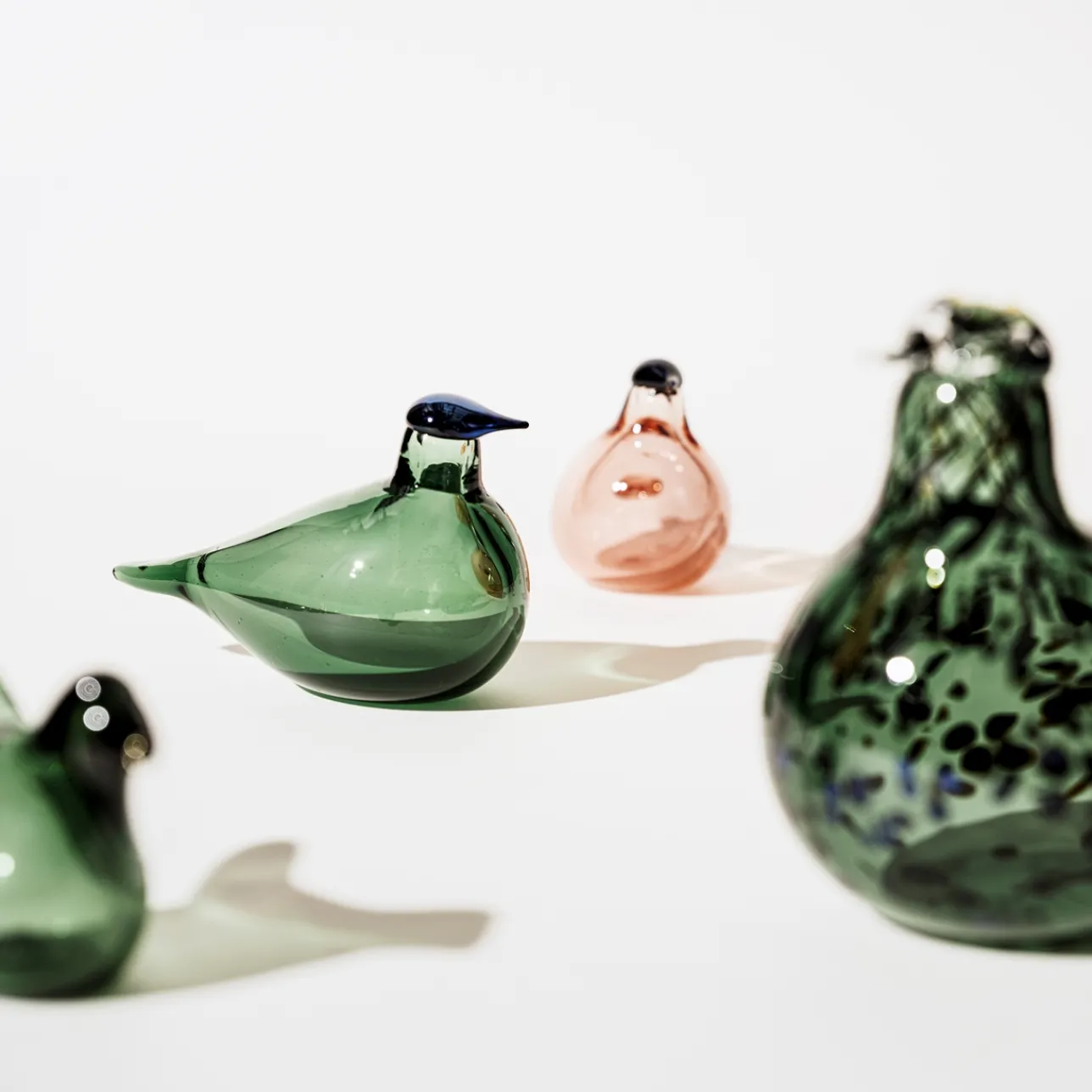 Birds By Toikka|Taide-Esineet-IITTALA Tiltti 130x80mm Lohenpunainen