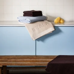 Kylpyhuonetekstiilit-IITTALA Käsipyyhe 50x70 cm ganache